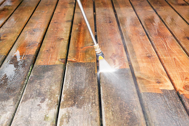 Best Pool Deck Cleaning  in South San Jose Hills, CA
